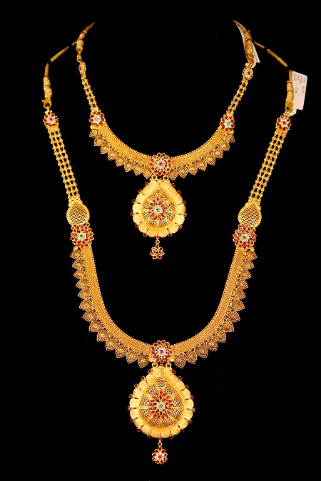 Kchinnadurai: View our entire collection of necklaces jewellery for women at our online store today.