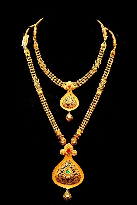 Kchinnadurai: View our entire collection of necklaces jewellery for women at our online store today.